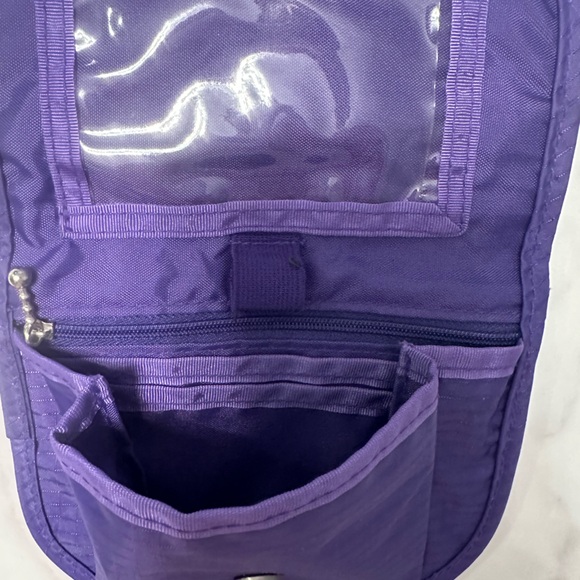 PURPLE ADJUSTABLE BAGGALLINI - NYLON CROSSBODY BAG - Picture 2 of 9